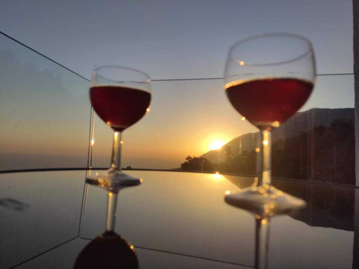 Ionian Pearl Apartment Dhërmi Екстериор снимка