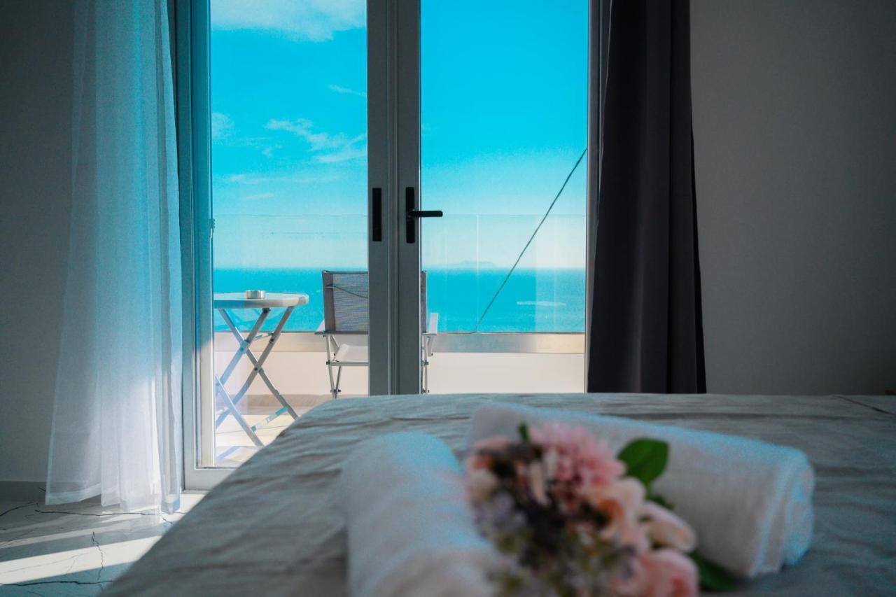 Ionian Pearl Apartment Dhërmi Екстериор снимка