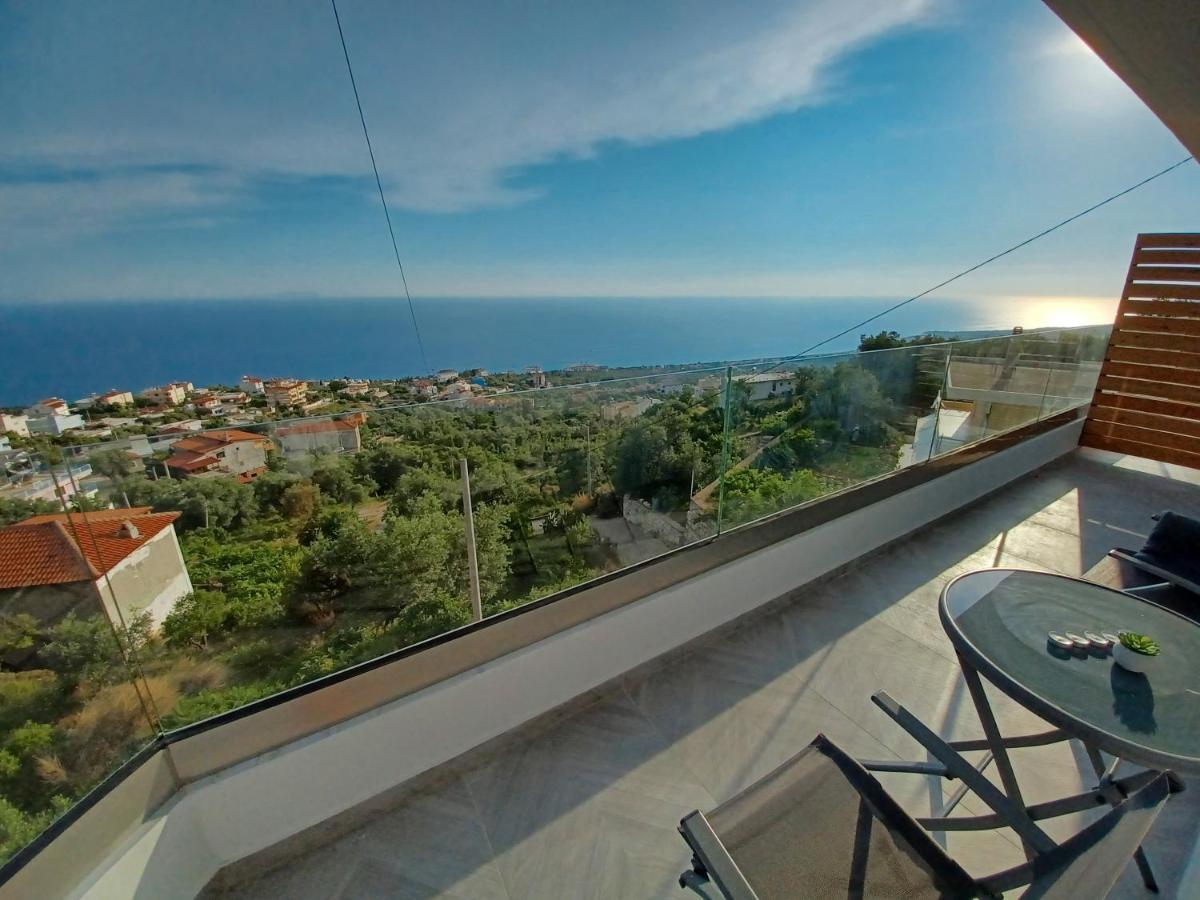 Ionian Pearl Apartment Dhërmi Екстериор снимка