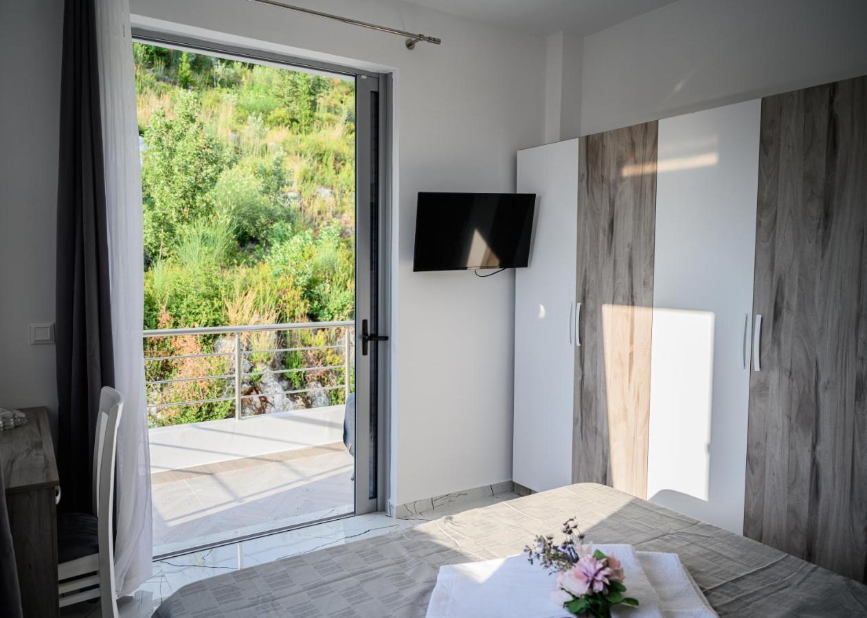 Ionian Pearl Apartment Dhërmi Екстериор снимка